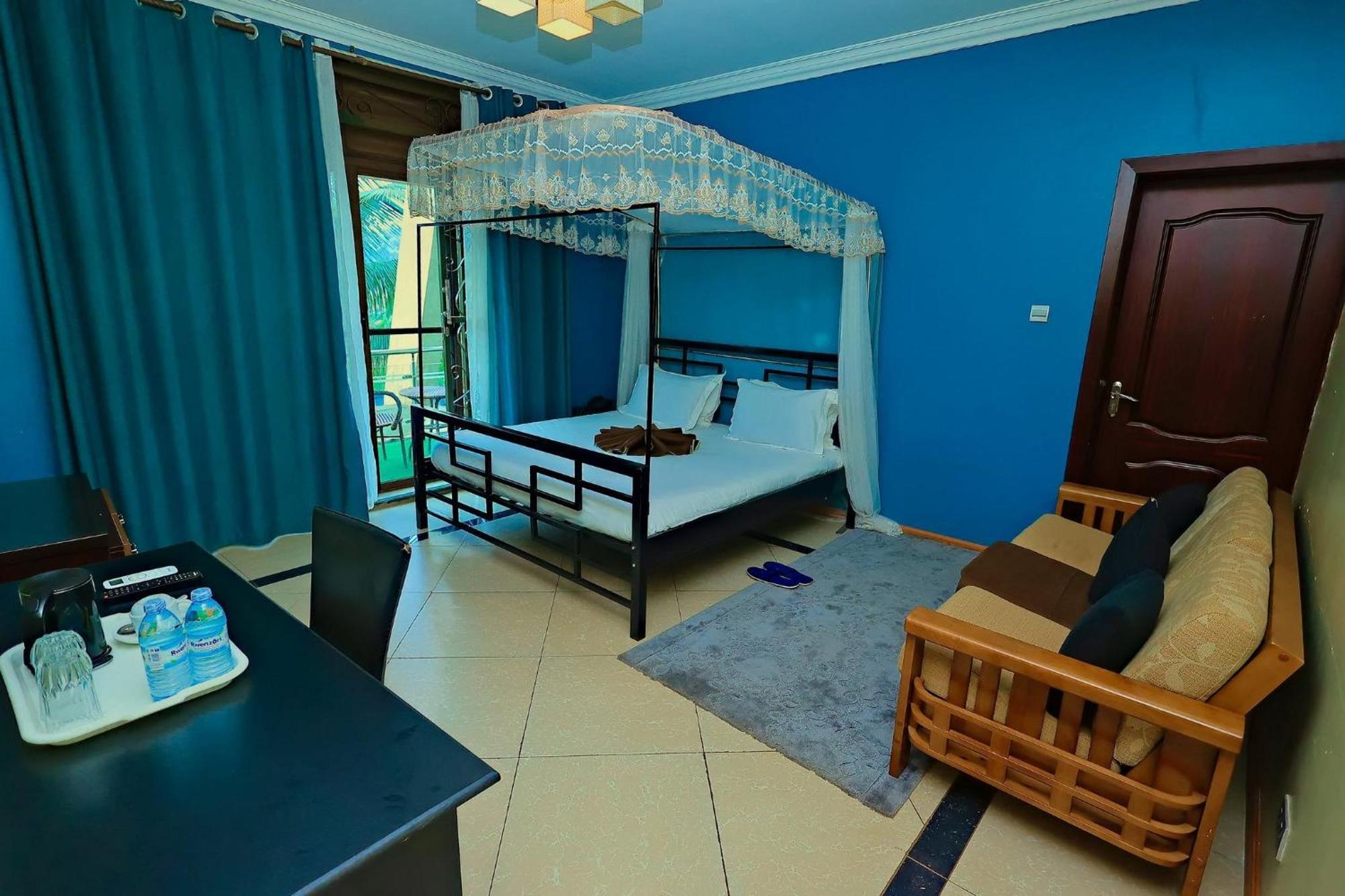 Shine Country Resort Hotel Naziba 외부 사진